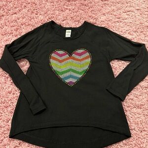 Super cute Kio kids, rainbow heart, long sleeve T-shirt. Excellent condition.